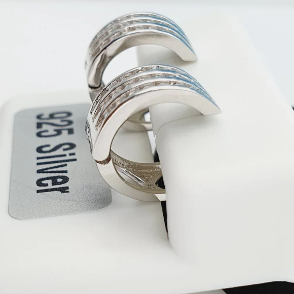 "925 Sterling Silver Cubic Zirconia Earrings, UU1P6A6158 - Picture 7 of 11